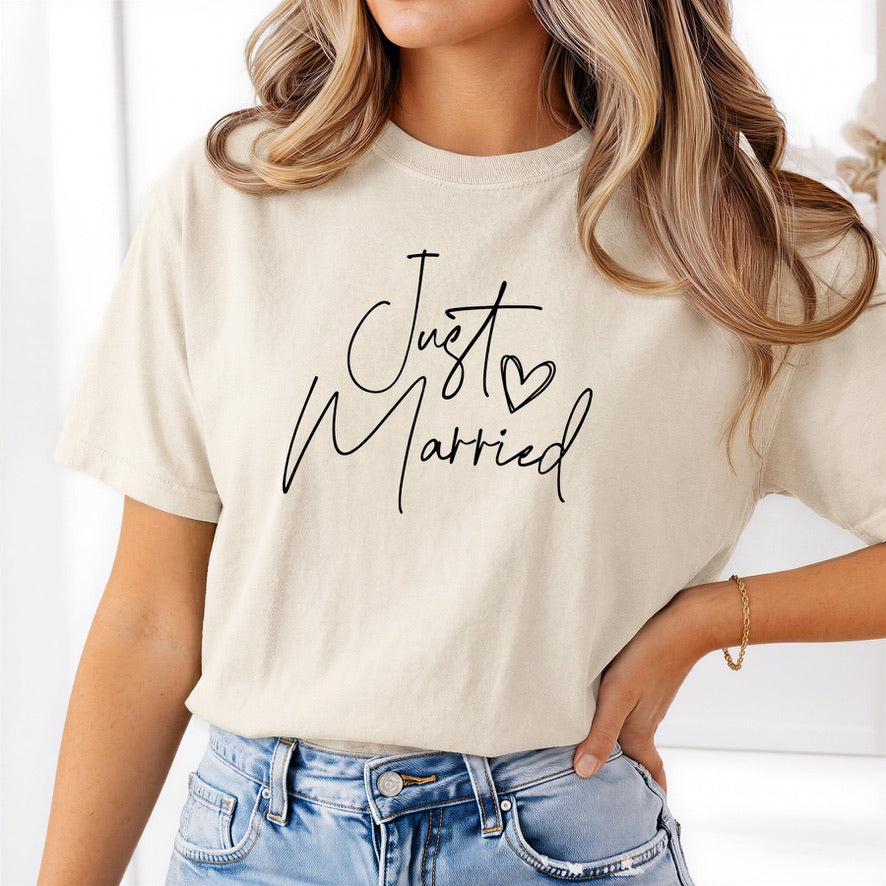 Just Married T-Shirt | Newlywed Graphic Tee | Bride Wedding Shirt | Honeymoon T-Shirt | Wedding Gift | Minimalist Couples T-Shirt