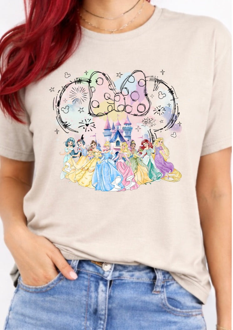 Princess Minnie Castle Disney T-shirt, Disney fashion, Disney clothes, Disney tops, Disney tee, Disney lover