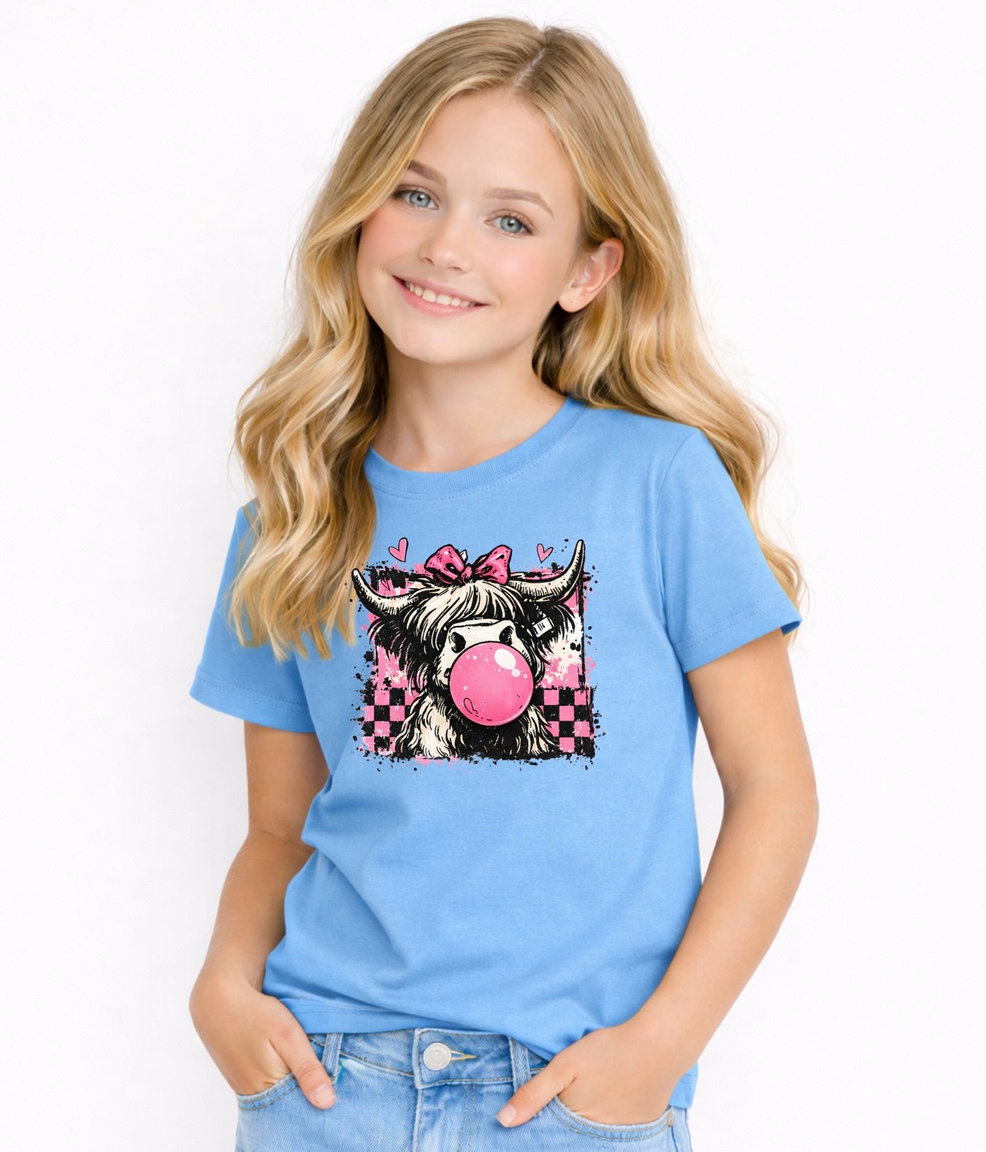 Highland Cow Kids Graphic T-Shirt – Cute Bubblegum Cow Design Girls Tee, Soft Cotton Youth Shirt