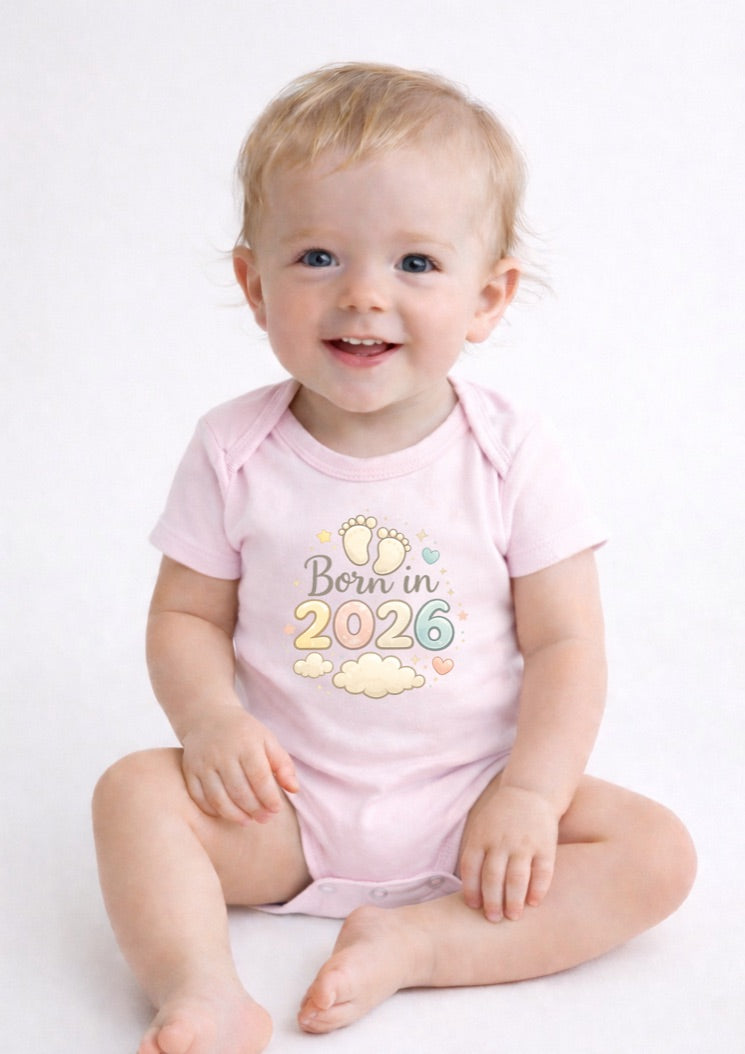 Born in 2026 Baby Bodysuit – Cute Newborn Announcement Onesie with Pastel Feet Design