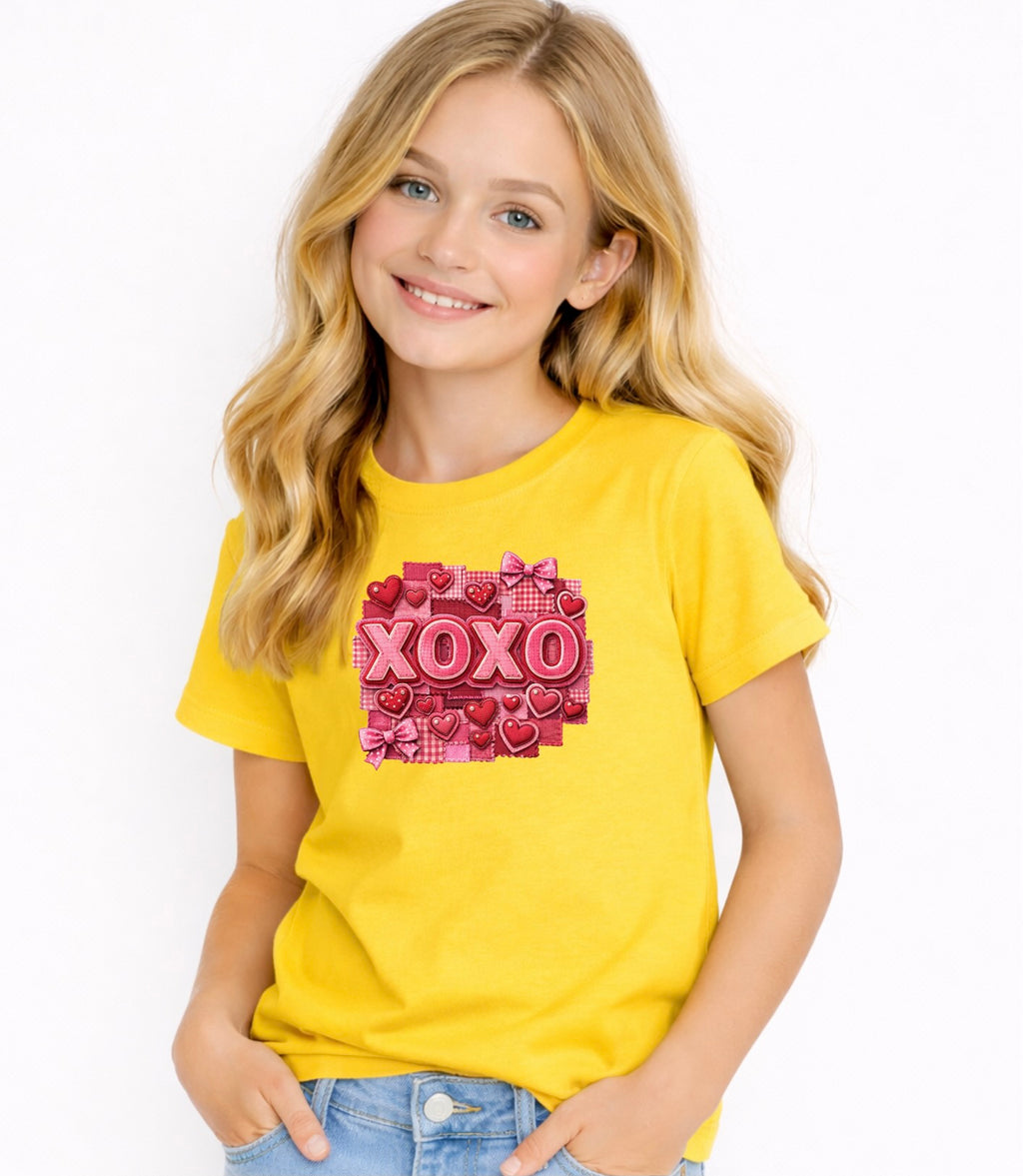 XOXO Kids Graphic T-Shirt – Cute Heart Design Girls Tee, Soft Cotton Youth Top