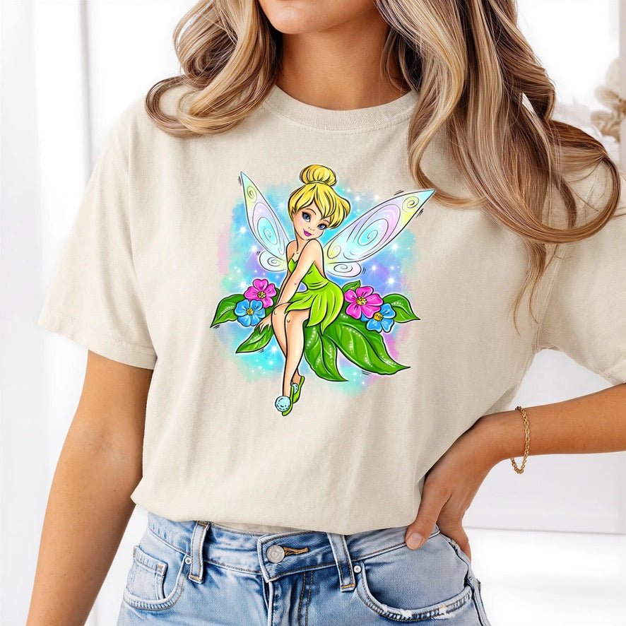 Tinker Bell Disney T-shirt, Disney fashion, Disney clothes, Disney tops, Disney tee, Disney lover